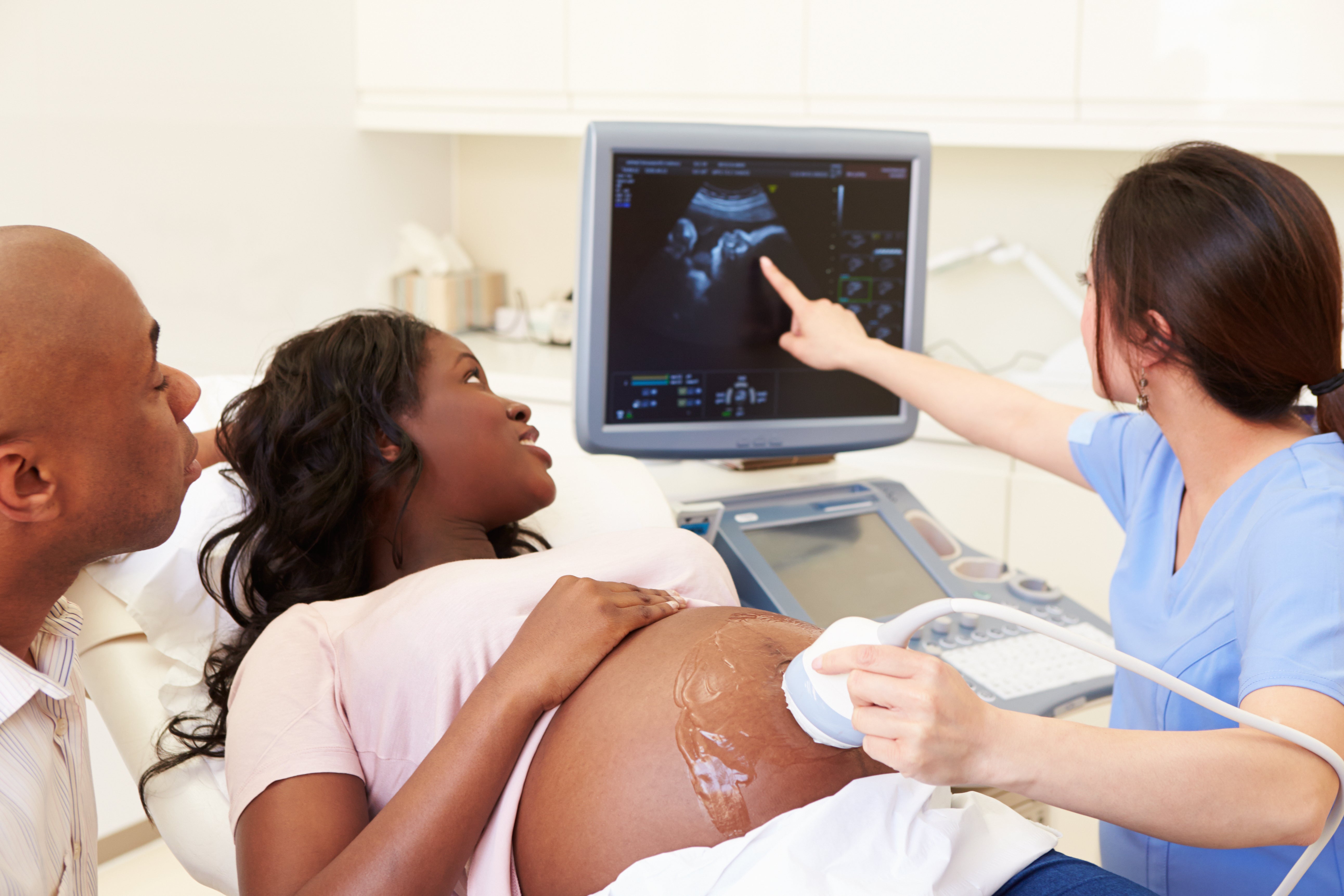 Когда лучше сделать узи. УЗИ беременной. УЗИ ребенка. Ультразвуковое исследование беременных.